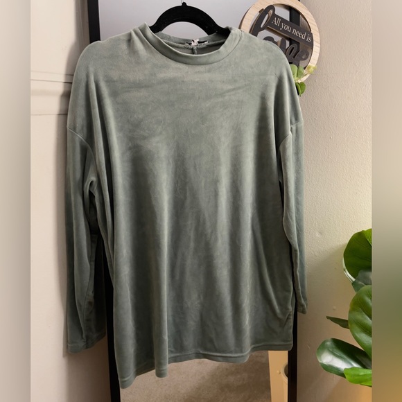 SAGE LEGGINGS SET. - Picture 3 of 5